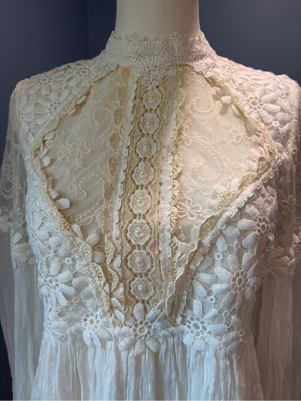 Free People Lou Lou Babydoll Dress NWT Ivory Lace Open Back Size 8 - Picture 9 of 13